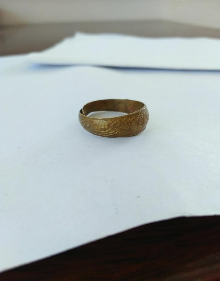 出售傳世遼代皇室貴族龍紋金戒指金器